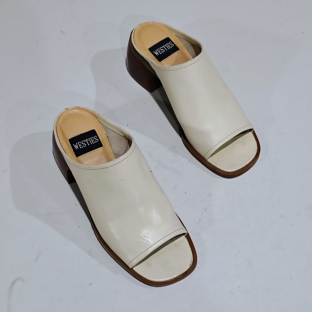 Westies Women's White Slip On, Peep Toe Mules Size 6M